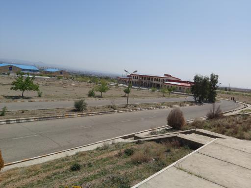 عکس سالن غذاخوری دانشگاه آزاد ساوه