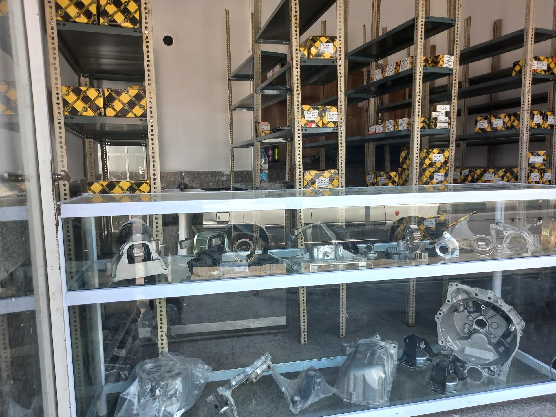 عکس لوازم یدکی راکسل