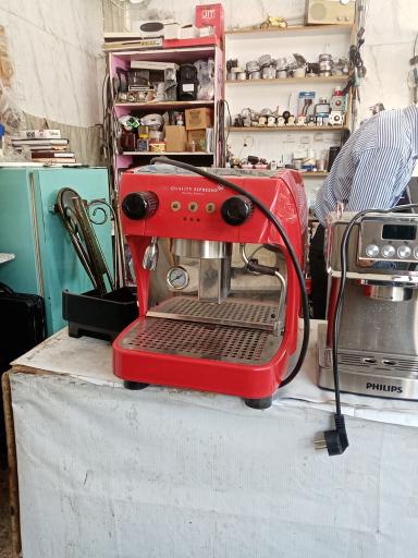 عکس تعمیر قهوه ساز تخصصی