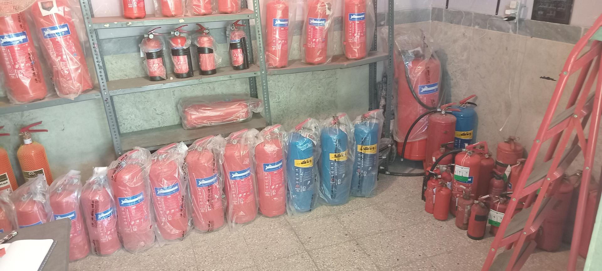 عکس کپسول فروشی و شارژ کپسول