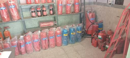 عکس کپسول فروشی و شارژ کپسول