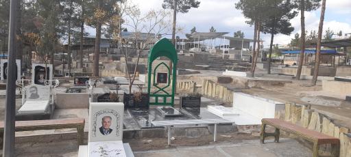 عکس مزار شهید محمد حسین زنجانی