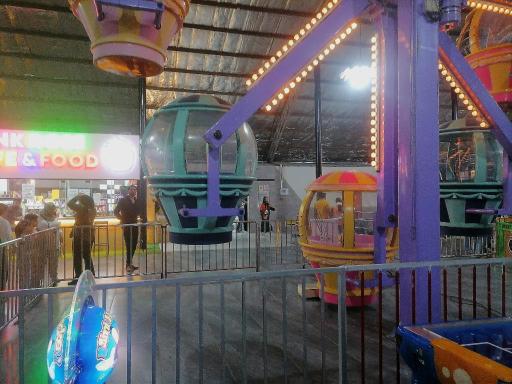 عکس شهربازی سرپوشیده پارک الغدیر