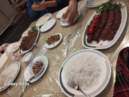 عکس پیتزا ساندویچ آویشن