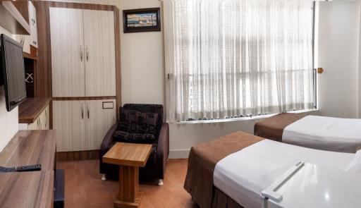 عکس هتل یاقوت شرق مشهد