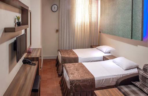 عکس هتل یاقوت شرق مشهد