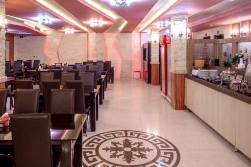 عکس هتل یاقوت شرق مشهد