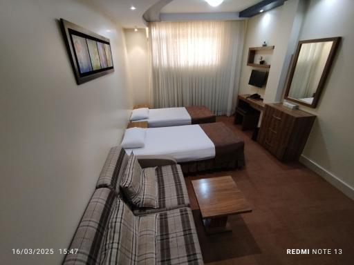 عکس هتل یاقوت شرق مشهد