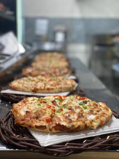 عکس فست‌فود باشی