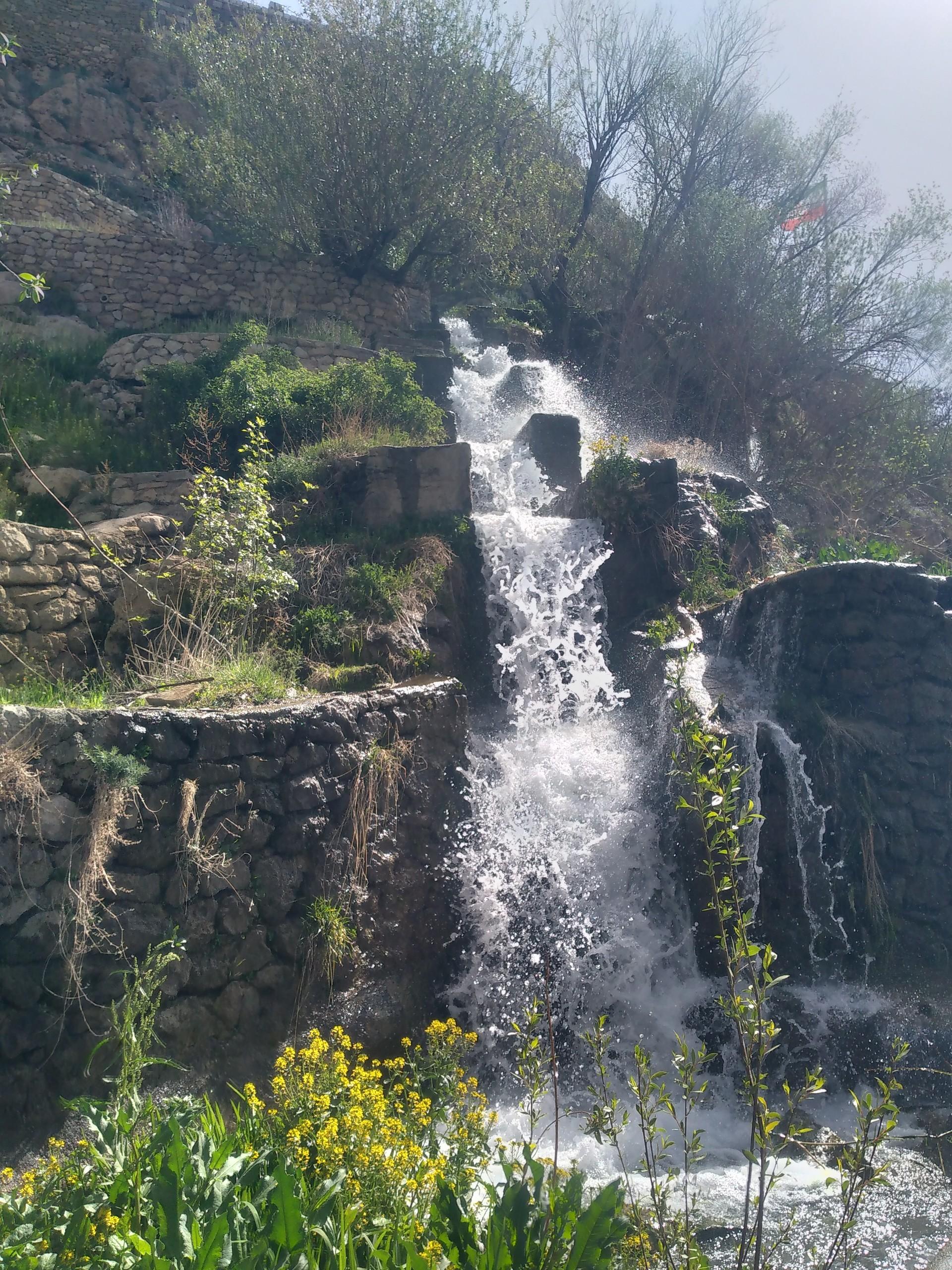 عکس پارک و آبشار تقرچه