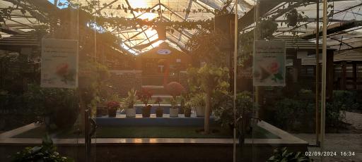 عکس باغ رستوران سنتی شبستان