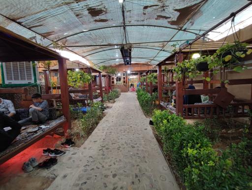 عکس باغ رستوران سنتی شبستان