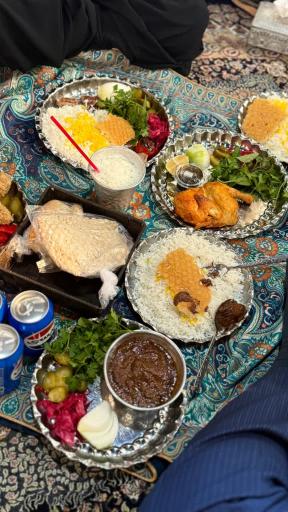 عکس باغ رستوران سنتی شبستان