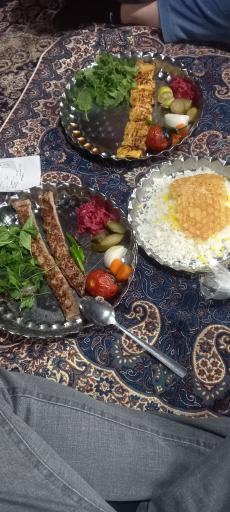عکس باغ رستوران سنتی شبستان