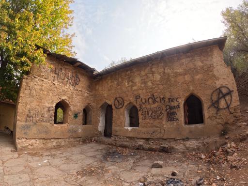 عکس کلیسای یهودی ها و مسیحی ها قلات