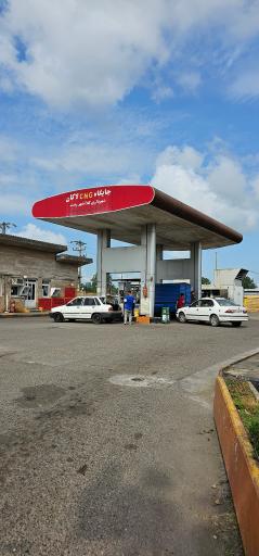 عکس پمپ گاز لاکان