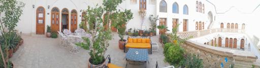 عکس هتل شاه نشین