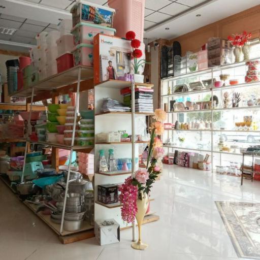 عکس پلاستیک و خوارو بار فروشی نوید