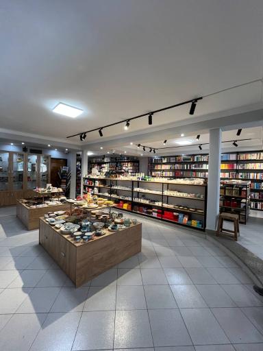 عکس کافه کتاب بلوا