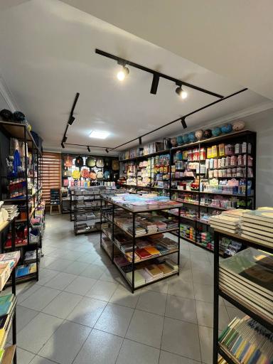 عکس کافه کتاب بلوا