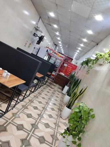 عکس فست فود بمب ویچ
