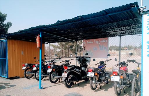 عکس آموزشگاه رانندگی پایه دو بهکام موتور 