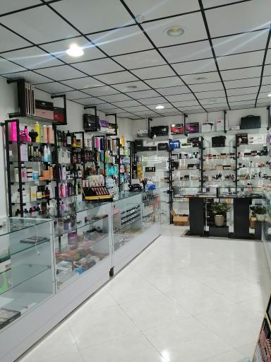 فروشگاه آرایشی چهره آرا