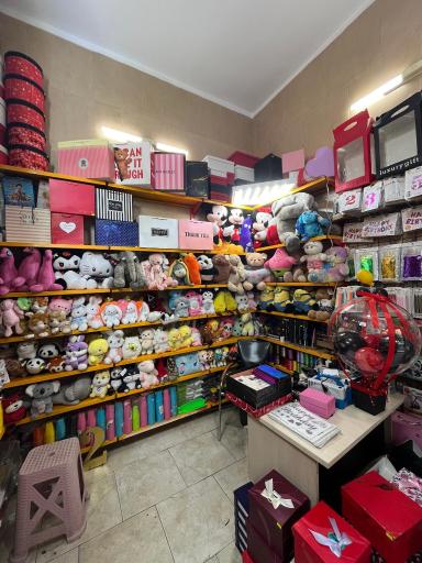 عکس فروشگاه دنیای تولد