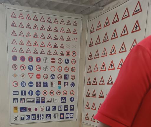 عکس آموزشگاه رانندگی پایه دو بهکام موتور 