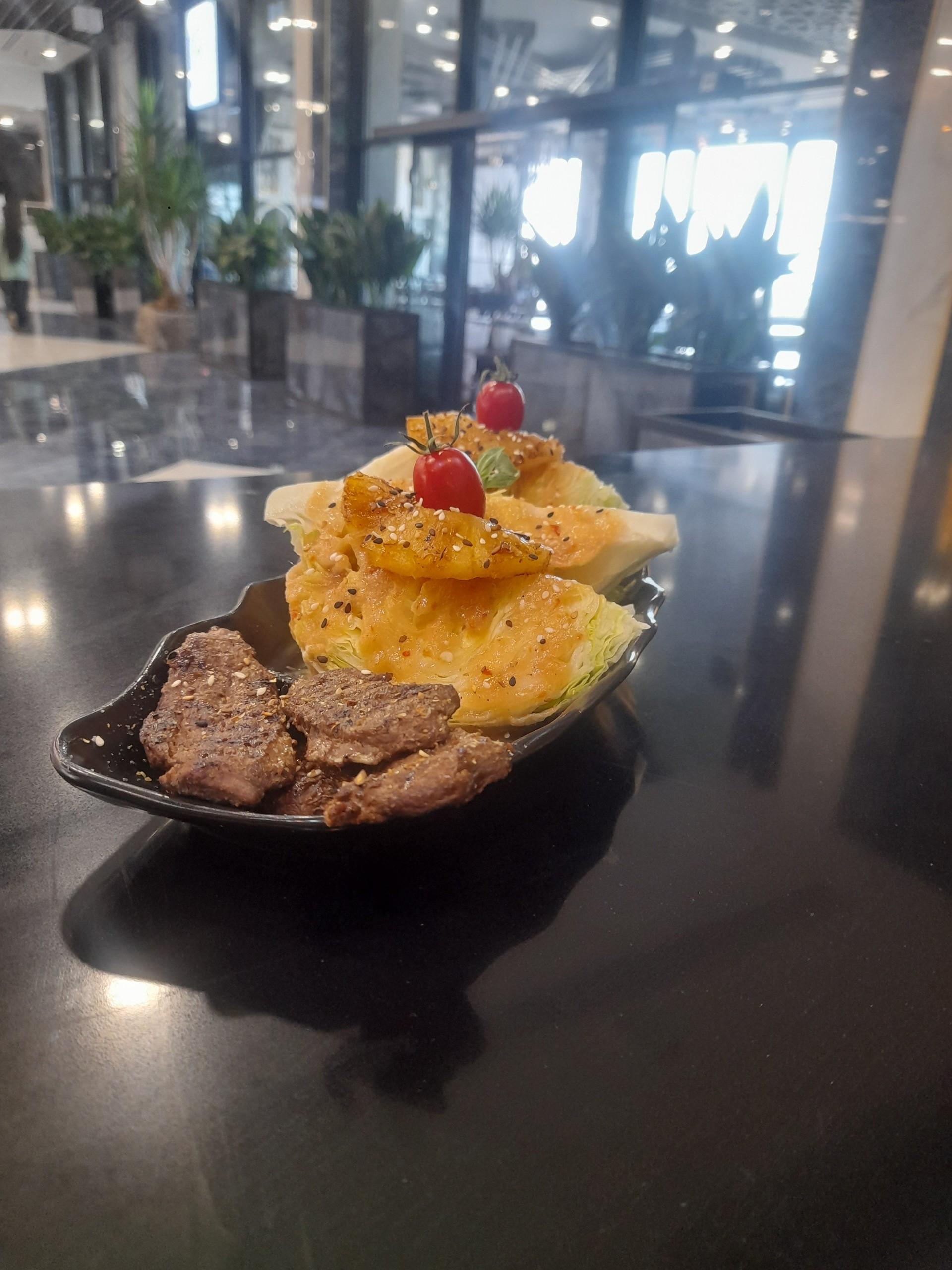 عکس فودکورت هپی مارت