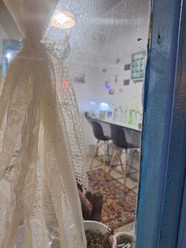 عکس کافه بیتل