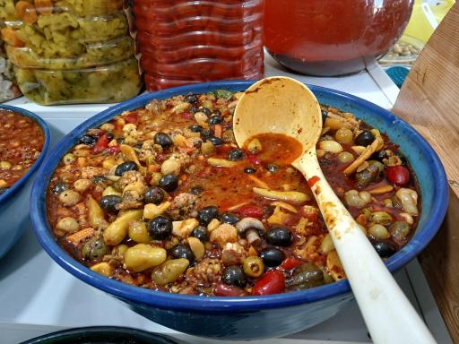 عرقیات و ترشیجات نارنج و ترنج