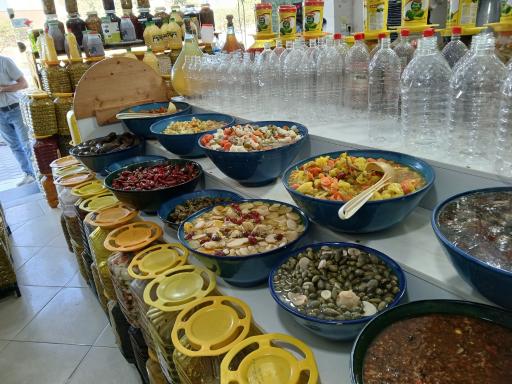 عرقیات و ترشیجات نارنج و ترنج