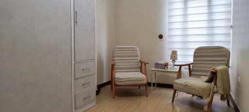 عکس کلینیک روانشناسی زینب نادری