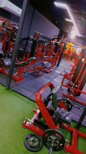 عکس باشگاه بدنسازی فیتنس پلاس 