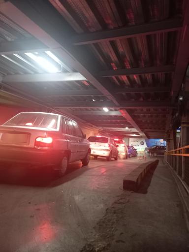 عکس پارکینگ بازار اطلس