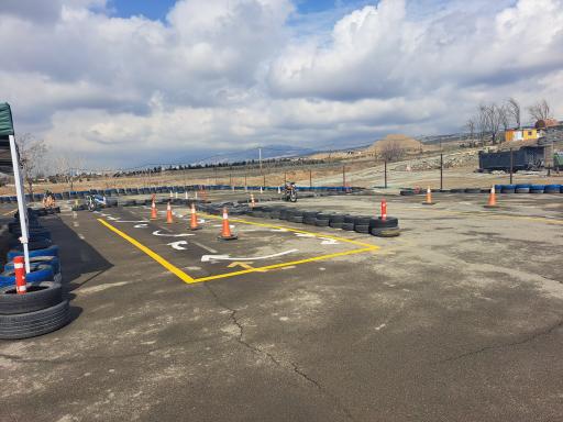 عکس پیست آموزشگاه موتورسیکلت آهنگ پیشتاز