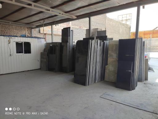 عکس سنگ مزار وزین 