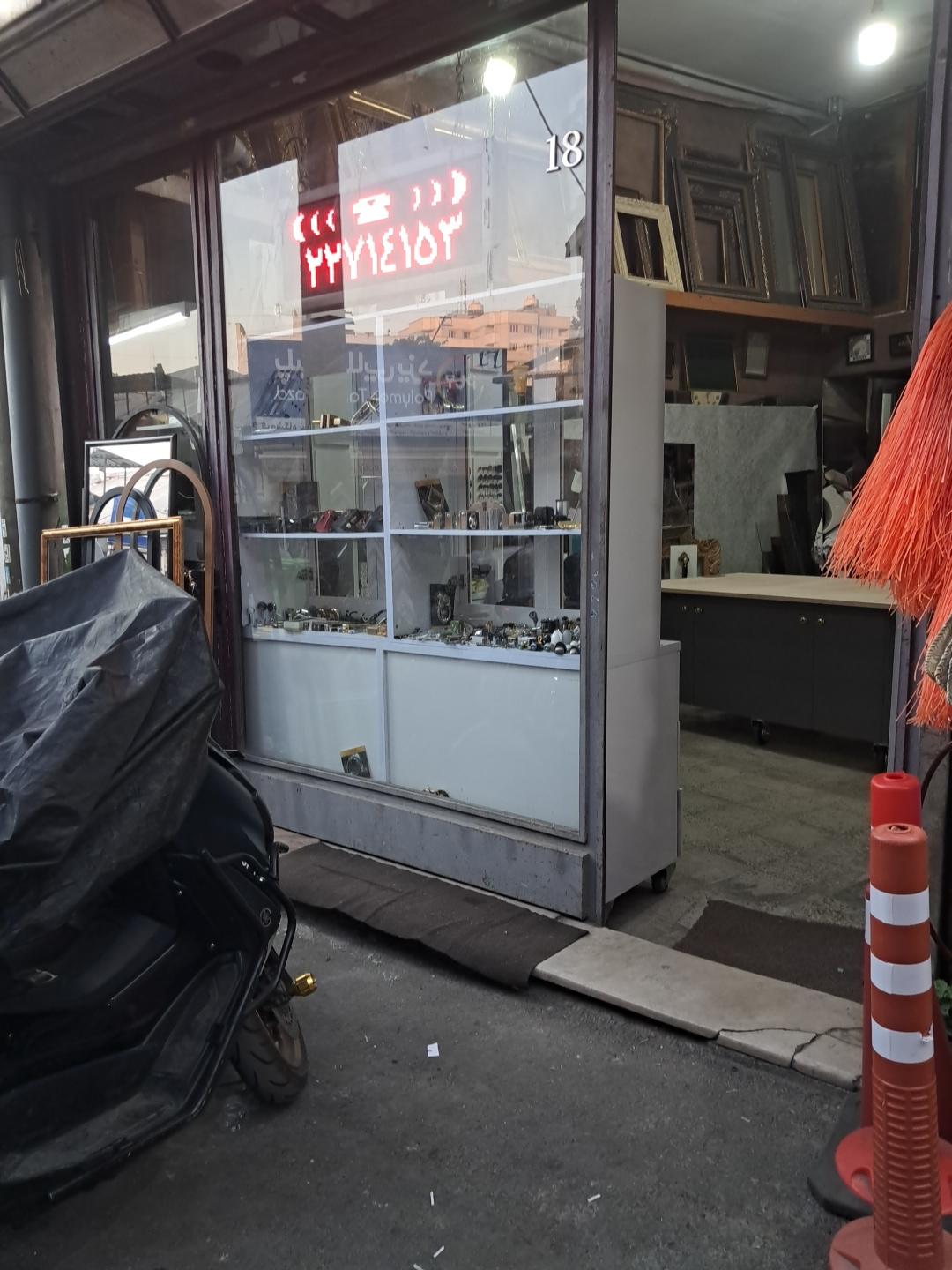 عکس فروشگاه قفل و یراق توسل فتاحی