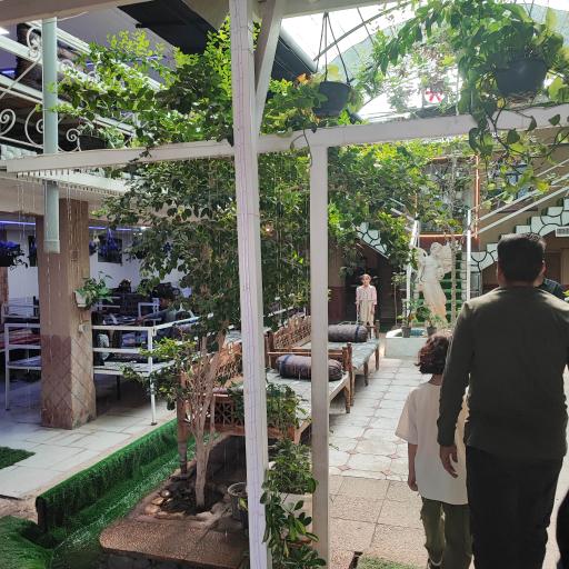 رستوران سنتی فانوس