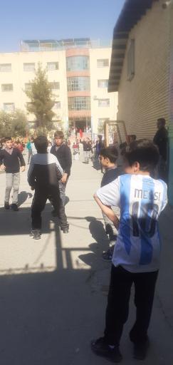 عکس پیش دبستان و دبستان پسرانه فطرت