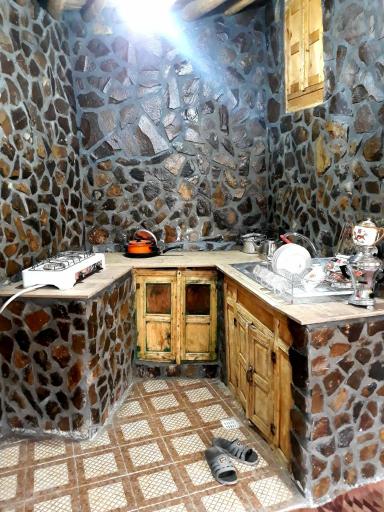 عکس اقامتگاه آرامش برزک