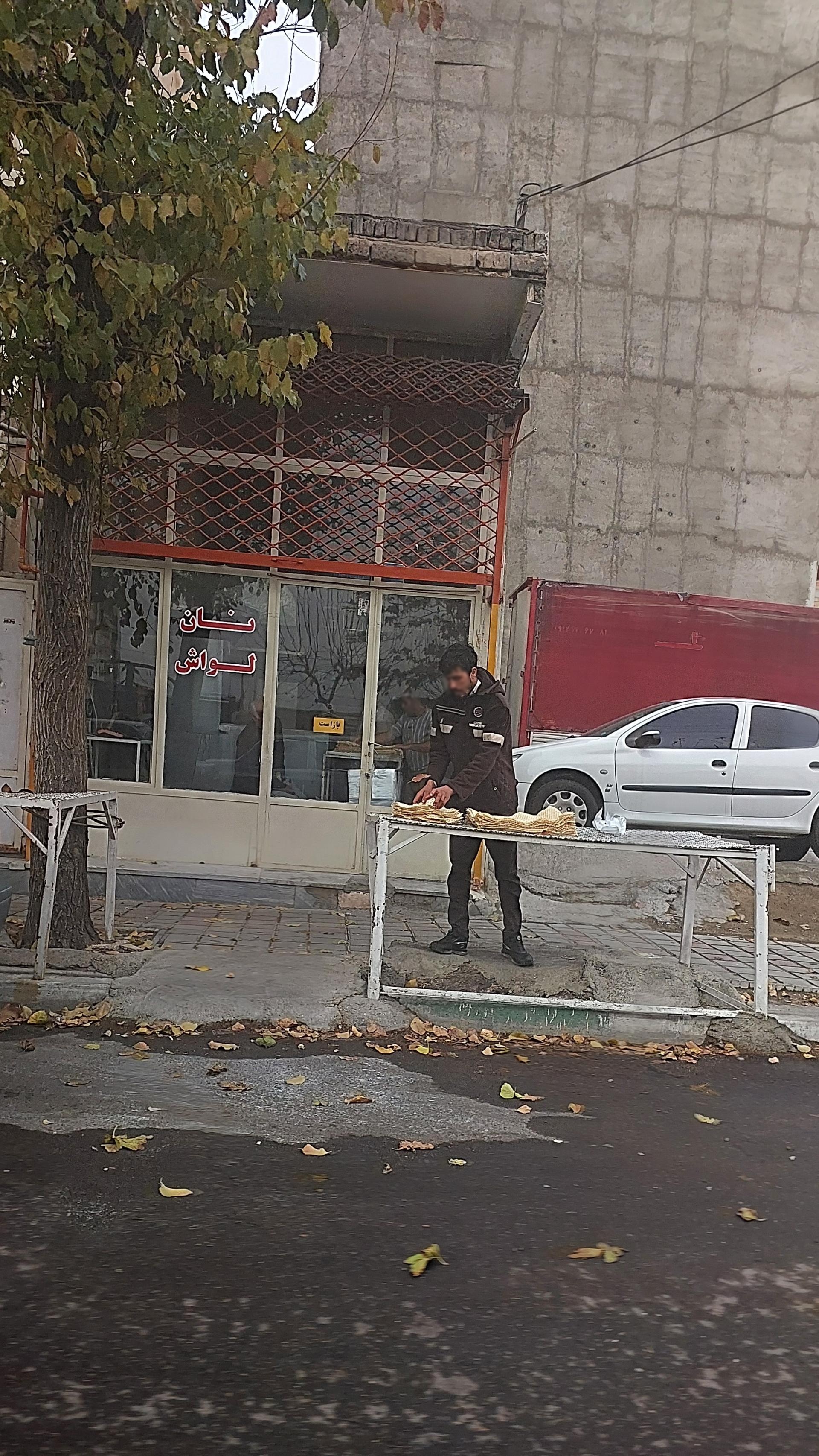 عکس نانوایی لواش