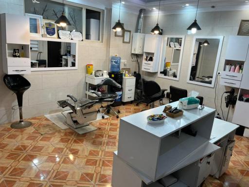 عکس سالن زیبایی موژان