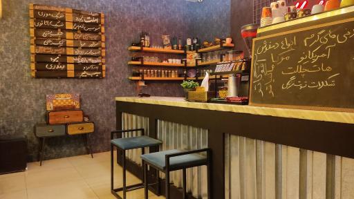 عکس کافه صبحانه میلان