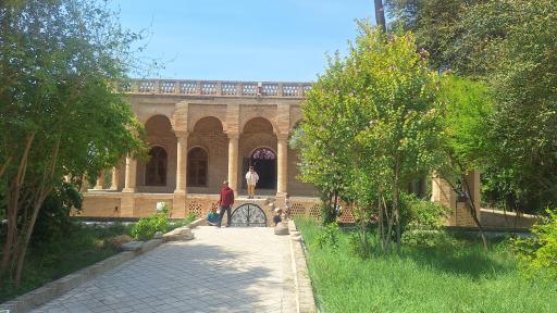 عکس عمارت صمیمی