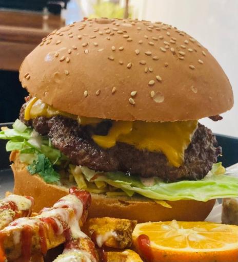 عکس پیتزا حامی 