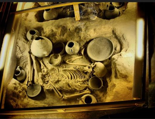 عکس موزه عصر آهن