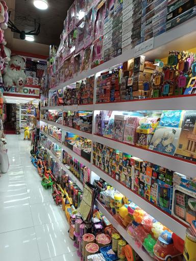 عکس فروشگاه مستر تویز