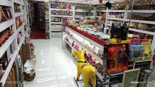 عکس فروشگاه مستر تویز